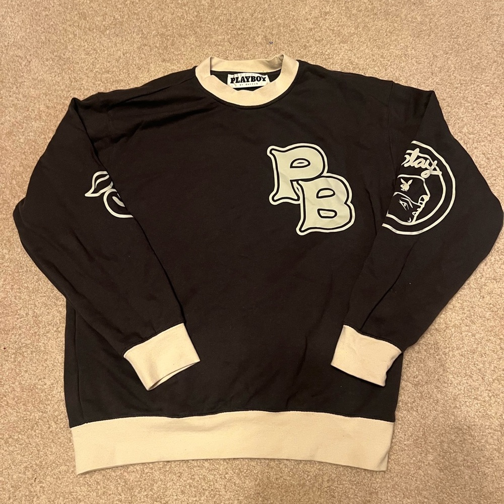 Playboy Limited Edition “Play With Me” Crewneck. Amazing condition size medium